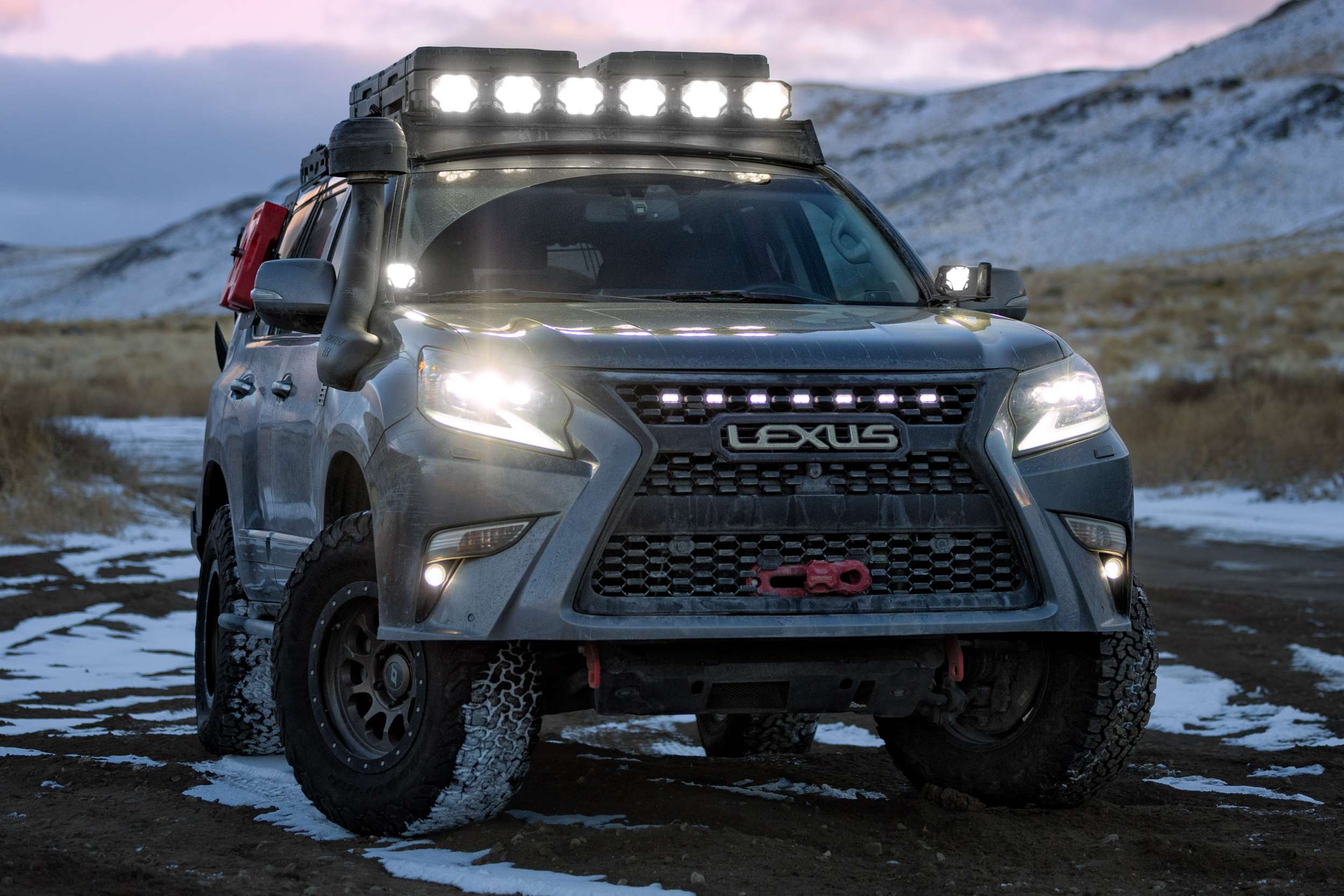 ボンバーヘッド Morimoto 4Banger LED Pods: HXB Spot Beam | Long Distance